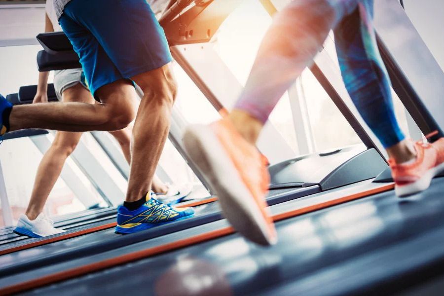 How to Lose Weight on a Treadmill Without Burning Out